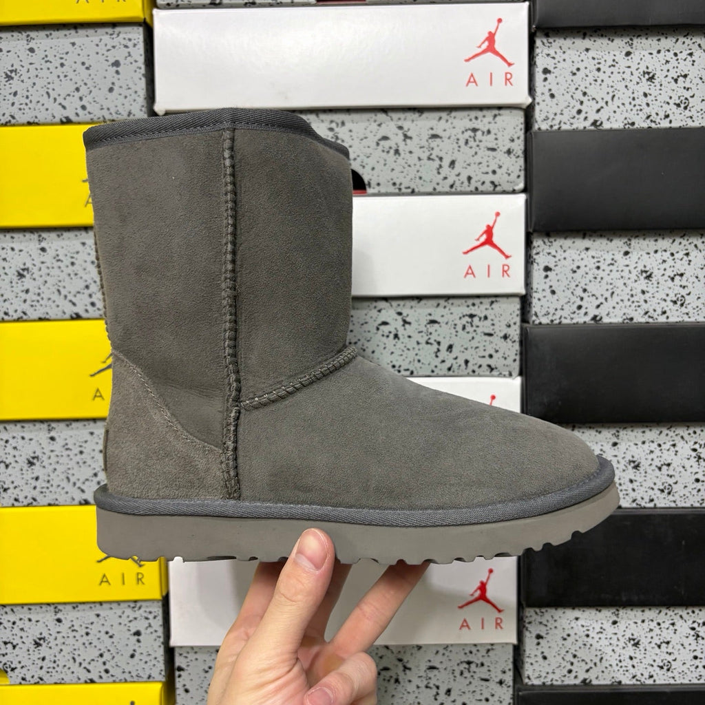 UGG Kallen Lace Classic Short Boot – Suede Boot with Shearling Lining, Tonal Back Seam & All-Grey Classic Sole in Grey