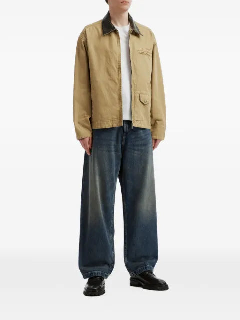 izzue logo-embroidered contrast-collar jacket