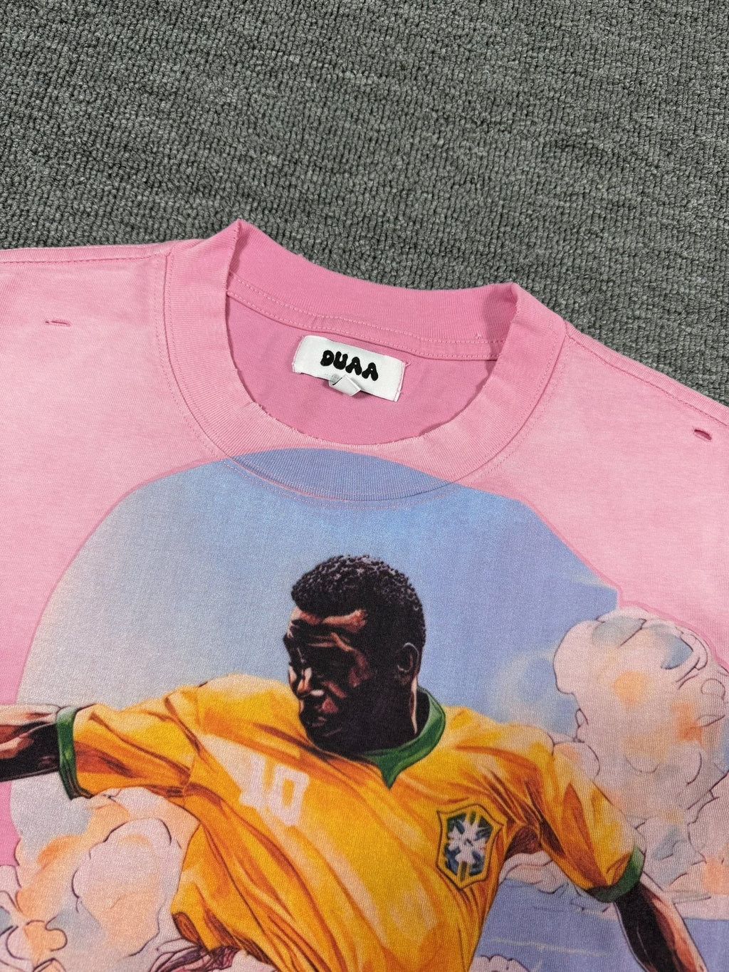 DUAA Soccer Player Graphic T-Shirt - Pink