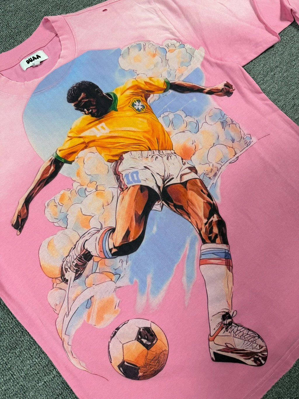 DUAA Soccer Player Graphic T-Shirt - Pink