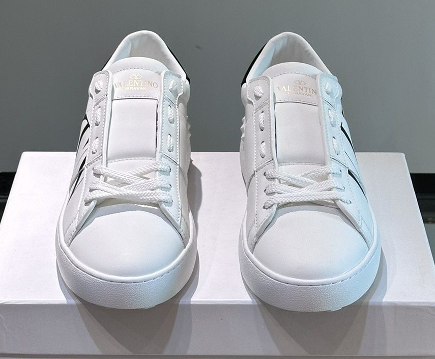 Valentino VLTN Stud Low-Top Sneakers